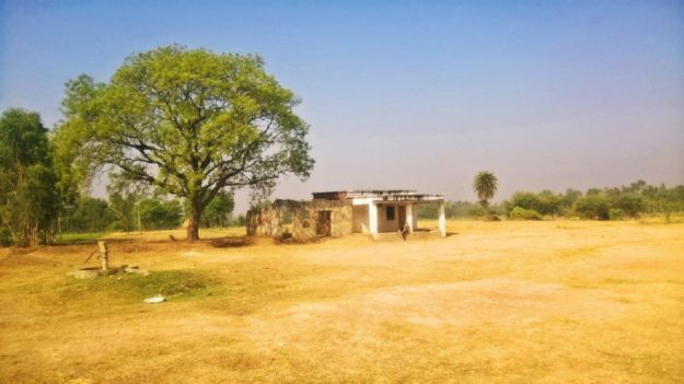 Abandoned home along the highway