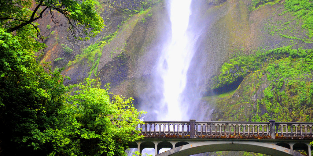 Multnomah Falls in Oregon