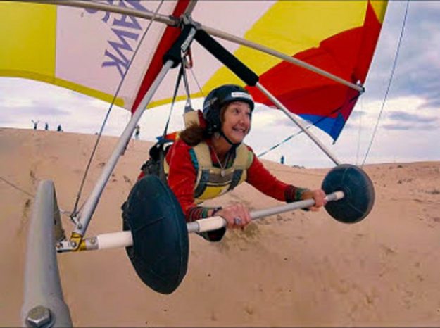 Hang-Gliding at Jockey Ridge